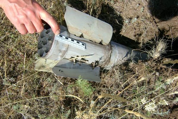 В Горловке саперы продолжают находить неразорвавшиеся снаряды от «Града» и кассетные элементы от «Урагана»