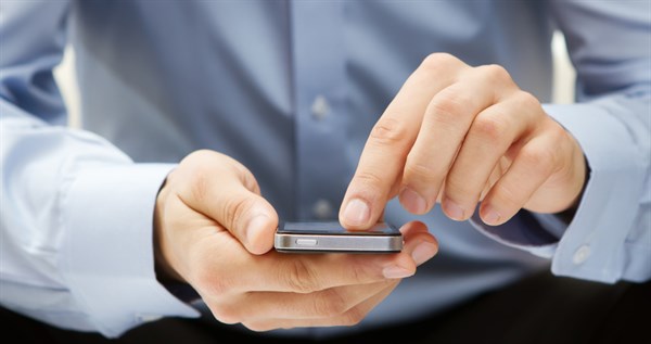 Статистика указывает, что около 90% СМС-сообщений читают в течение первых 3 минут после получения