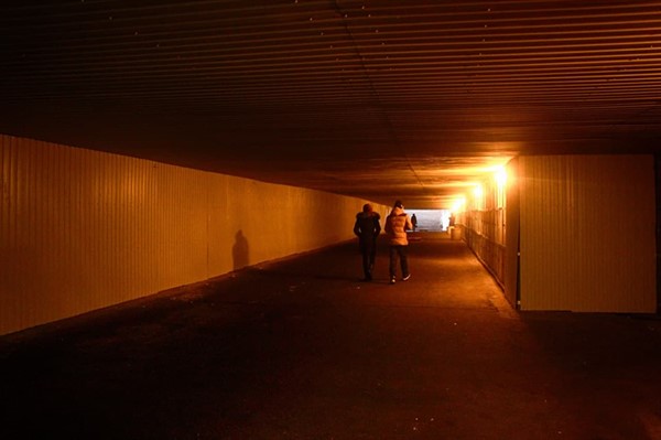 В Горловке обновляют подземный переход на площади Восстания: фото с ремонтных работ