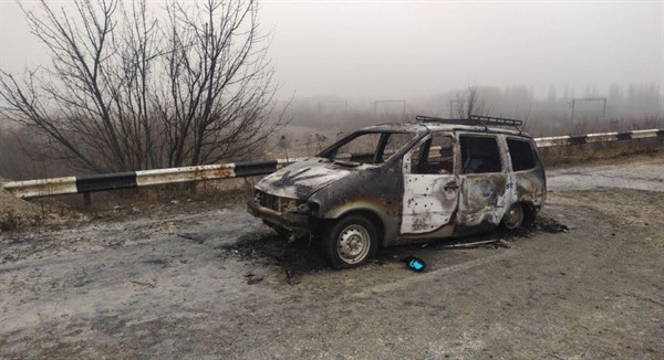 На трассе Горловка-Донецк подорвали автомобиль. Есть погибшие