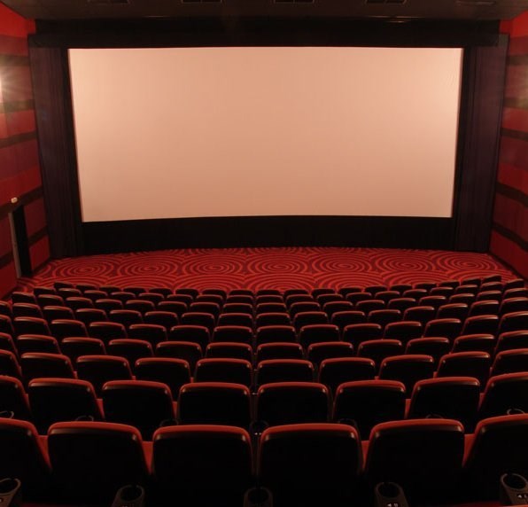 «Кина не будет»: в КСКЦ «Стирол» негде показывать фильмы. Кинозал и спортзал отремонтируют в следующем году