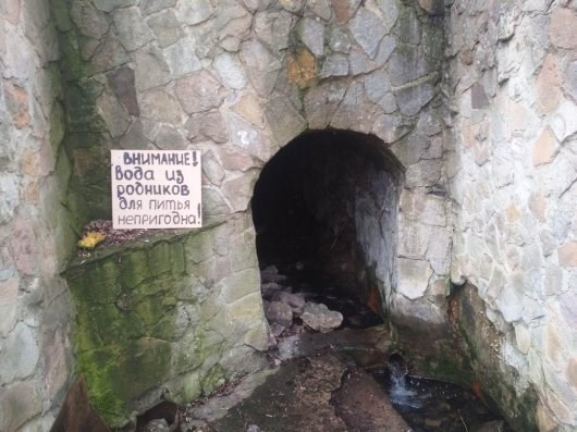 В Калининском районе Горловки запретили пить воду из природных подземных источников