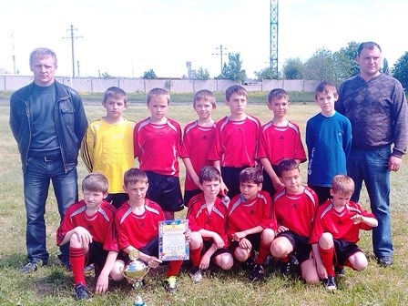 Сборная школ Калининского района стала победителем Кубка Победы-2014 по футболу (ФОТО)