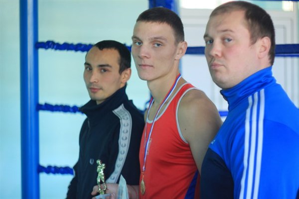 Горловчанин Валерий Ястребов завоевал золотую медаль на открытом турнире по боксу 