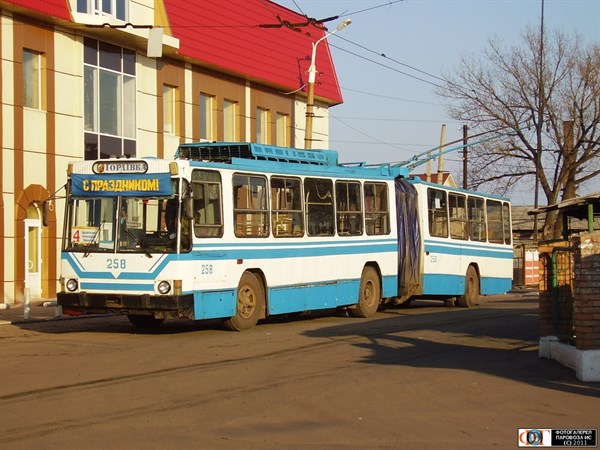 Изменения в маршруте: троллейбусы до Никитовки будут ходить только ранним утром 