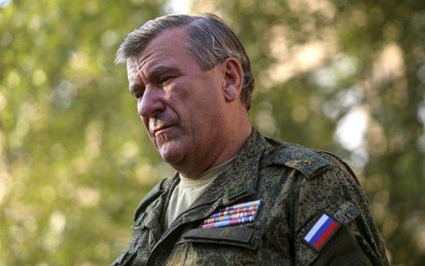 В районе Горловки под обстрел попал автомобиль с российским генералом
