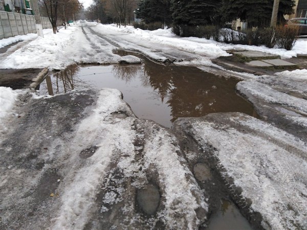 Горловка стала худших городом, в котором плохо убирался снег и вывозился мусор.