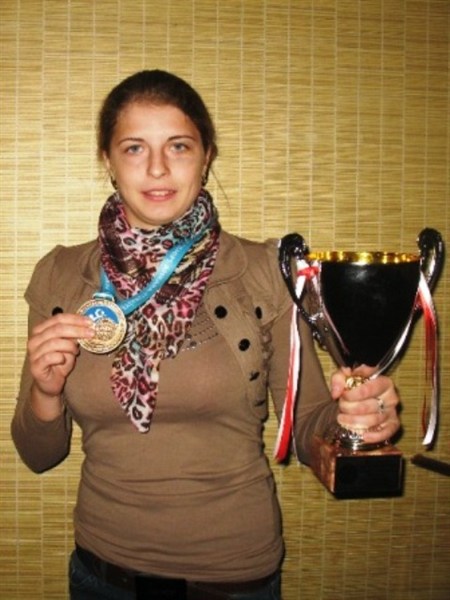 Участница рейтинга "ТОП-20 олимпийских надежд Горловки" Наталья Мартюхина стала чемпионкой Европы по кикбоксингу 