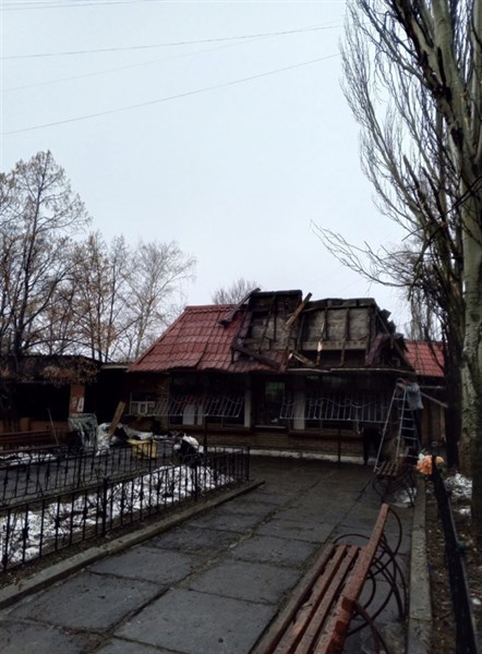  С 19 на 20 октября в Горловке обстрелян центр: много попаданий в жилые дома (ФОТО)