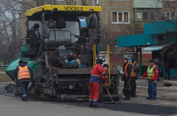 Ремонт дорог в Горловке: вот что сделано на конец ноября (ФОТООТЧЕТ)