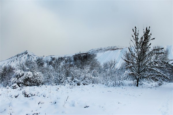 Горловские терриконы: вот как они выглядят зимой (ФОТО)