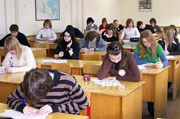 Российские профессора научат  преподавателей горловского иняза формированию мировоззрения молодежи