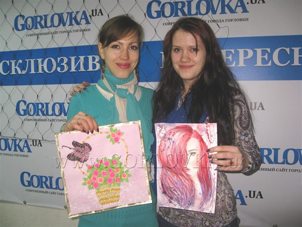 Портрет горожанина: горловчанка Ульяна Косенко создает удивительные открытки и картины из бумажных полосок