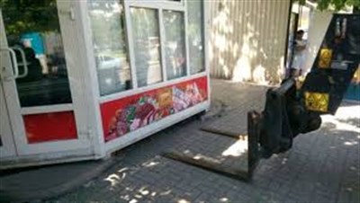 В Горловке и Донецке снесут самовольно установленные  объекты