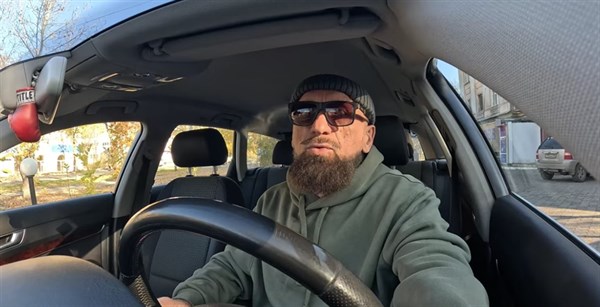 “Что-нибудь сниму, туда беспилотник прилетел”: блогер из Горловки подозревает, что его видео используют как наводку для дронов