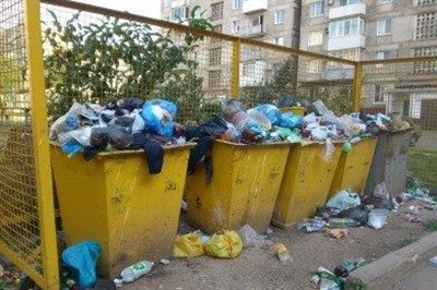 Горловка начинает утопать в мусоре, особенно частный сектор и Калининский район