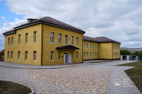 В Краматорске в здании бывшей школы откроют общежитие для переселенцев. Туда заселятся 17 семей 