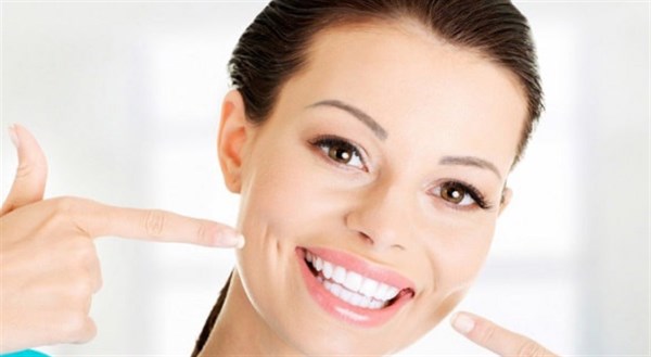 Коронки на зуби — реставрація для бездоганної посмішки
