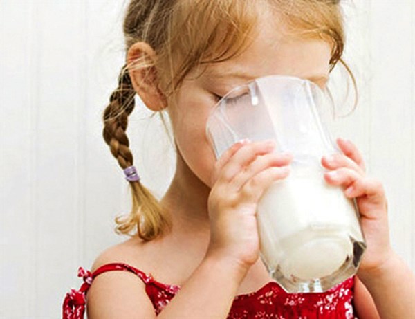Страдают дети: в Горловке начали возникать проблемы с доставкой «молочки» для малышей на детскую молочную кухню