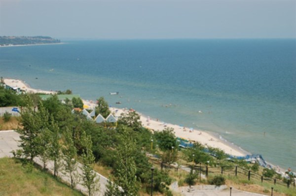Прогулки по Донбассу с Александриной Кругленко: Урзуф с пьянящим воздухом и теплым морем (четыре видеосюжета)