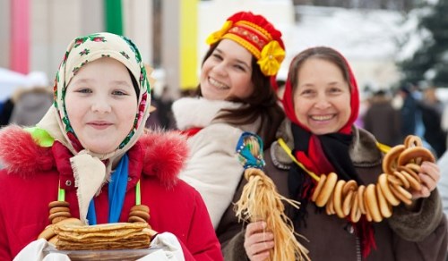 «Добрая традиция, но не в этом году»: в Горловке решили не праздновать Масленицу