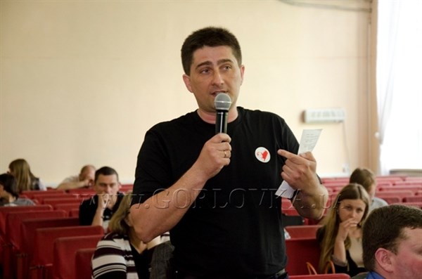 Похищение дня: в Горловке после митинга исчез депутат горсовета Владимир Рыбак 