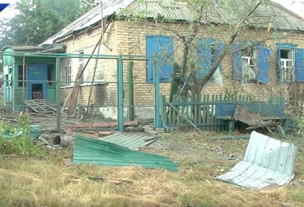 Выжить после обстрела: жители Зайцево рассказали, где прячутся и почему дом ненадежная защита  