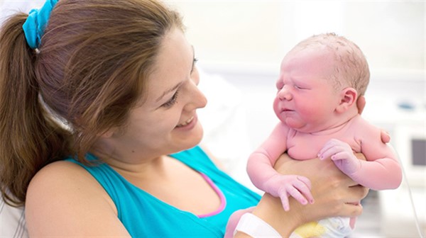 В «ДНР» назвали самые популярные имена новорожденных детей
