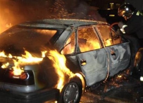 В Горловке горят автомобили: за два дня - два пожара