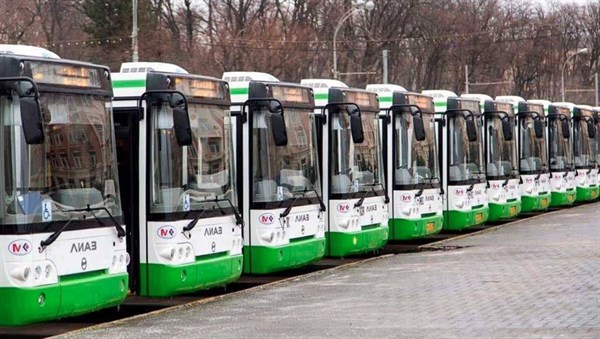 В Горловке будут ездить новые автобусы. Их передали из фонда российского певца Николая Расторгуева 