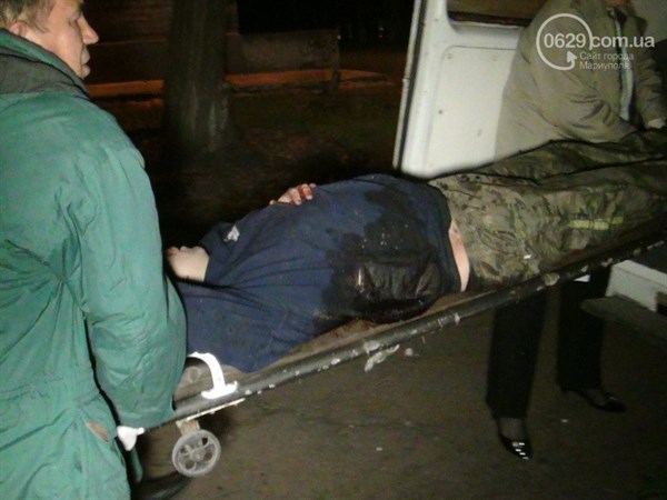 Ночные хроники: трое убитых, 13 раненых - результаты нападения на воинскую часть в Мариуполе (ФОТО, ВИДЕО)