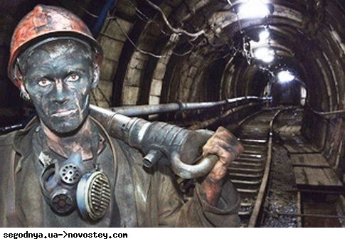 Ударный труд: шахтерам Горловки в четвертый раз за год повысили зарплату