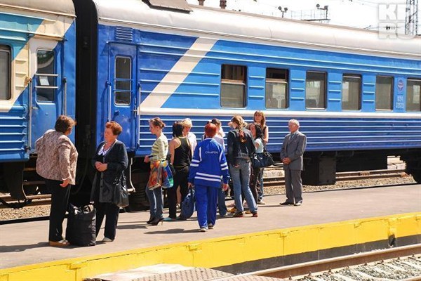 С поезда в Никитовке сняли детдомовцев, ехавших «развеяться» в Донецк 