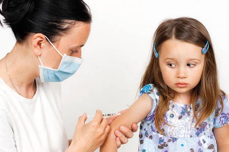 Горловка получила вакцину против гриппа. Сделать прививки детям можно в лечебных учреждениях города  
