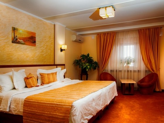 Как и где забронировать гостиницу в Киеве на новогодние праздники?