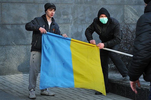 Донбасс на перепутье, или Почему во всегда сдержанных Донецке и Горловке заговорили улицы 
