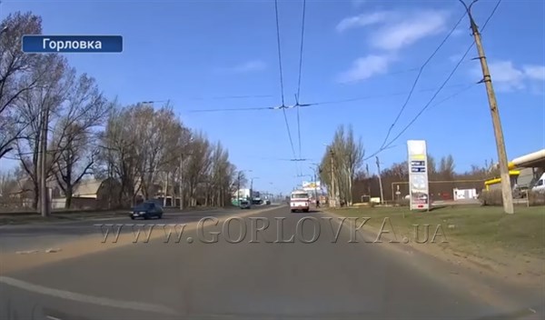 Подросток из Горловки в тяжелом состоянии: его сбил автобус на проезжей части