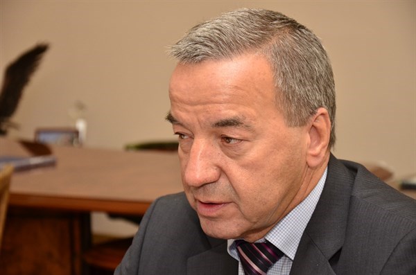  Народный депутат Украины Анатолий Гончаров стал почетным гражданином Горловки