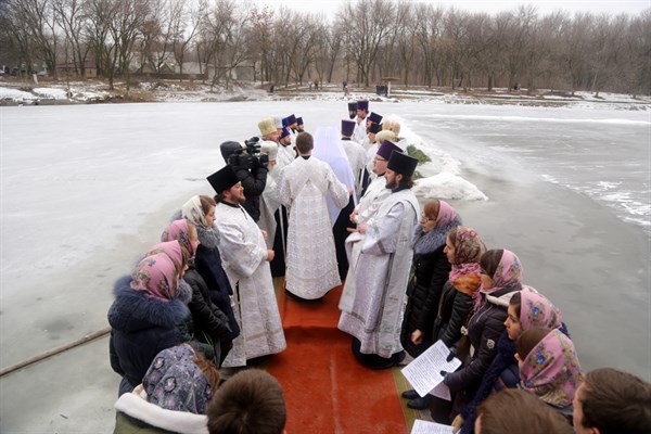 Крещение в Горловке: как это было (ФОТОРЕПОРТАЖ)