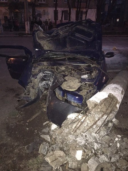Подробности ДТП в Горловке: водитель - пьяная владелица ломбардов, трое детей с тяжелыми травмами. Их прооперировали 