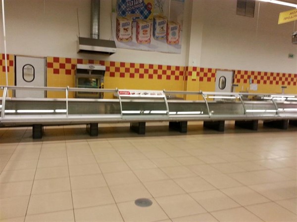 В Горловке подорожали продукты питания, а супермаркет «Амстор» сократился до двух рядов