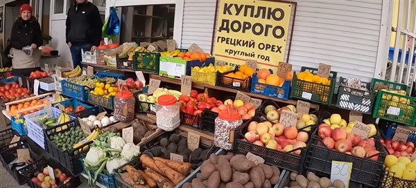 Пятый квартал Горловки: как выглядит микрорайон и местный рынок в начале ноября