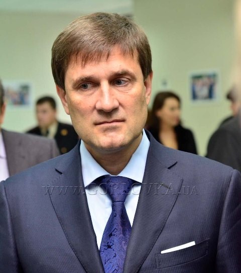 Донецкий губернатор вмешается в конфликт между мэром Горловки и Партией регионов