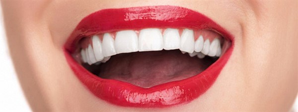 Виниры на зубы: какая стоимость и где лучшее качество 