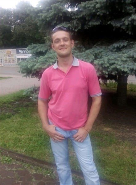 В Горловке ищут 33-летнего Максима Игнатова. Ушел из дома два месяца назад