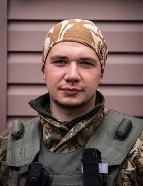 Украинский военный родом из Горловки Владислав Ещенко лишился глаз при разминировании. Но он идет на поправку  