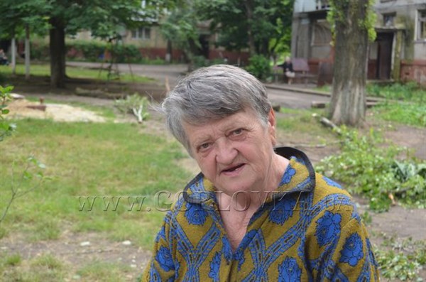 Бабушка из Горловки — как живётся под огнём: российский журналист