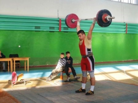 Горловский тяжелоатлет занял первое место на Кубке Донецкой области (ФОТО)