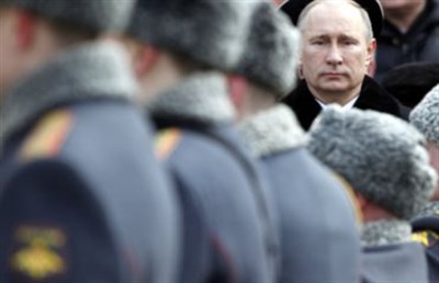 Это война? Президент России Владимир Путин намеревается ввести свою армию в Украину (ОБНОВЛЯЕТСЯ)