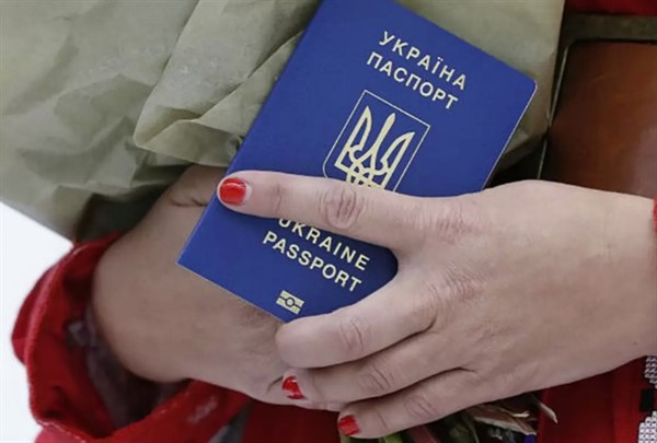 Жителей Горловки с украинскими паспортами будут задерживать полицейские "ДНР"